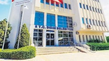 Didim Belediyesi&rsquo;ne y&ouml;nelik yolsuzluk operasyonu: 4 kişi g&ouml;zaltında