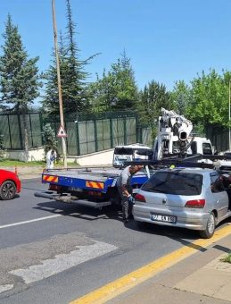 Dışişleri Bakanlığı Önünde Gergin Anlar: Emekli Polis Trafik Kavgasında Silah Sıktı!