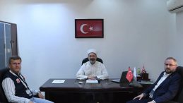 Diyanet İşleri Başkanı Erbaş, Cidde Havalimanı Ekip Başkanlığını Ziyaret Etti