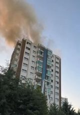 Diyarbakır'da 13 Katlı Apartmanda Yangın Çıktı!