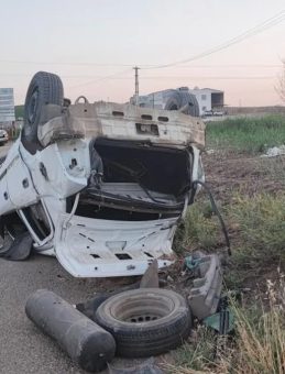 Diyarbakır’da Korkunç Kaza! Araç Devriye Girdi: Ölü ve Yaralılar Bulunmakta