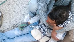 Diyarbakır’da inşaat işçileri 5’inci kattan beton zemine düştü: 1 ölü