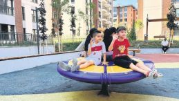 Ebrar Sitesi Yeniden Yaşam Merkezi Oldu