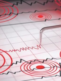 Ege ve Akdeniz’de Deprem Paniği