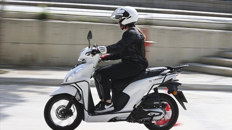 Ehliyetsiz Motosiklet Sürücüsü ile Annesine Şok Cezalar