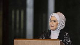 Emine Erdoğan Koruyucu Aile Günü'nü Kutladı