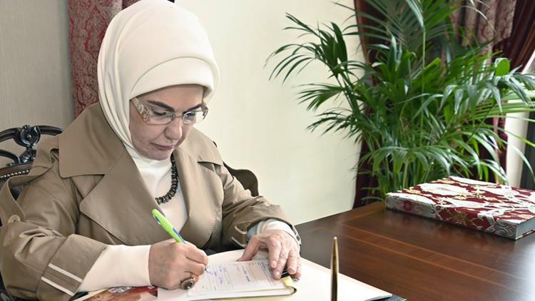 Emine Erdoğan’dan Türk Kızılay’a Kurban Bağışı