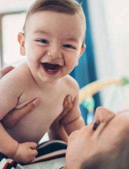 Emziren Anneler Havuza Girebilir Mi? Doğumdan Sonra Ne Zaman Havuza Girmek Uygundur?