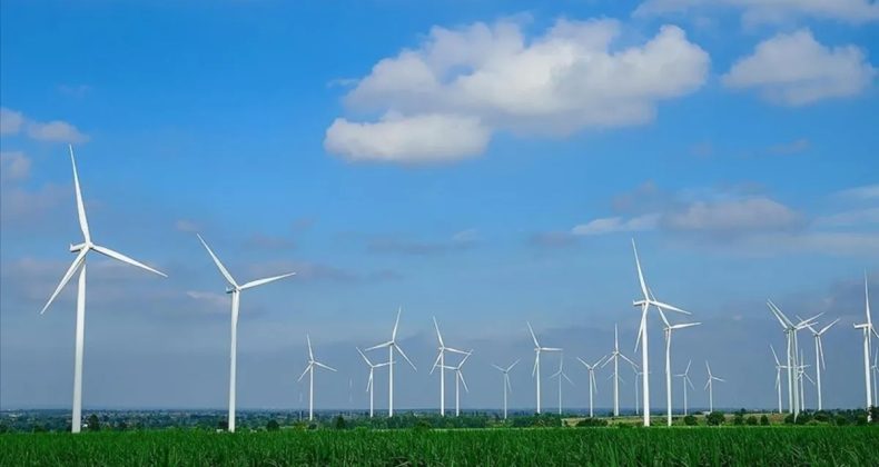 Enerji Sektöründe Tarihi Yükseliş: Elektriksiz Milyonlar Ne Olacak?