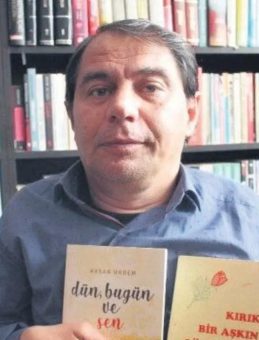 Engelleri Aşarak Altı Şiir Kitabı Yazdı