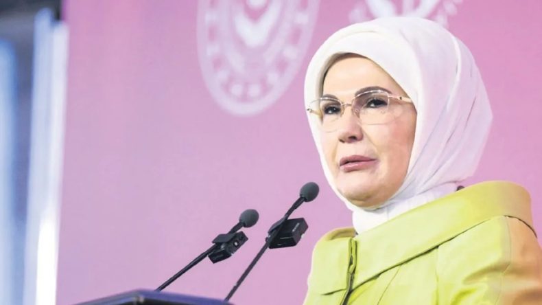 Erdoğan Çiftinden Babalar Günü Mesajı: Sevgisi Huzur, Desteği Güç, Yokluğu Dinmeyen Sızıdır