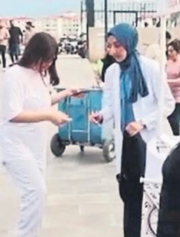 Erkeklerde Fazla Kilo, Kadınlarda Obezite Sorunu