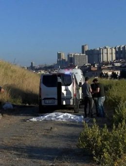 Esenyurt'ta Boş Arazide Erkek Cesedi Bulundu