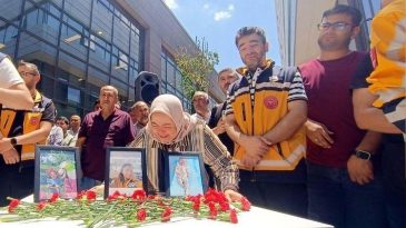 Eşi ve İki Çocuğunu Kaybeden Babanın Acı Dolu Anları!
