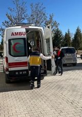 Eski Muhtarın Evine Ateş A&ccedil;ıldı: 2 Kişi Yaralandı!