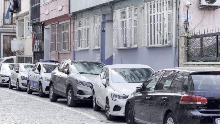 Fatih’te Polis Şiddeti! Arkadaşını Parçalayıp İntihar Etti