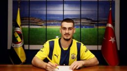 Fenerbahçe’de Şaşırtan Ayrılık! 1 Dakika Bile Oynamadı…
