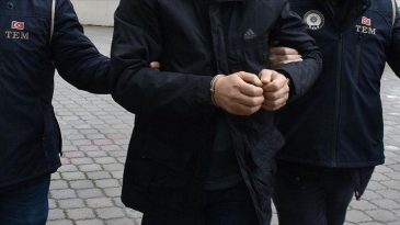FETÖ’ye Yönelik Operasyonda 27 Kişi Tutuklandı