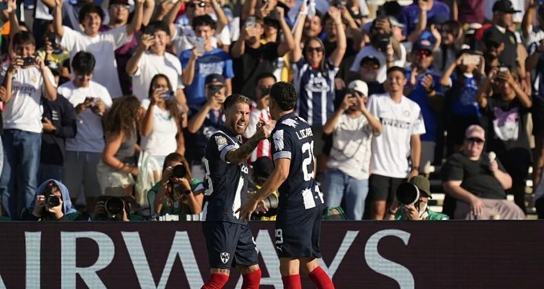 FIFA Kulüpler Dünya Kupası'nda Statlardaki Boşluklar Tartışma Konusu Oldu