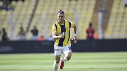 Filip Kostic’ten veda gibi açıklama