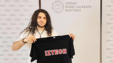Fizikçi Dr. Yusuf Karlı, Cambridge’de Kuantum Dersleri Vermeye Başladı