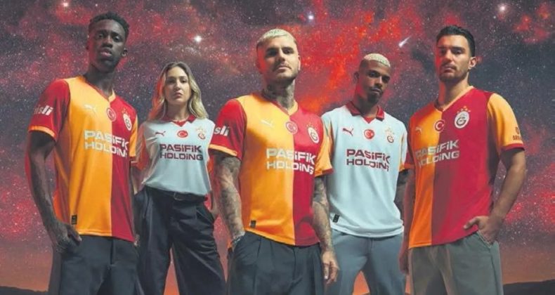 Galatasaray'ın 5 Yıldızlı Forması Tanıtıldı