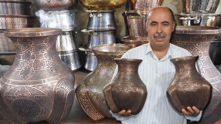 Gaziantep'te Otomobil Fiyatına Alıcı Bulan Bakır Eşyalar