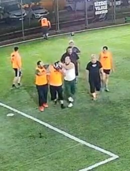 Gaziantep’te Maganda Dehşeti! Halı Sahada Yorgun Mermiyle Yaralandı