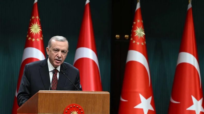 Gelişmeler | Başkan Erdoğan, Kabine Toplantısını Gerçekleştiriyor: Memur ve Emekli Maaş Artışları Gündemde!