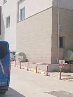 Genç Kız Kıyma Makinesine Elini Kaptırdı!