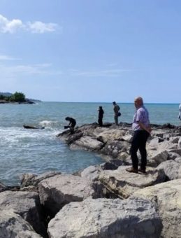 Giresun’da Babasıyla Denize Giren Çocuk Kayıp: Baba Kurtuldu