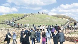 Göbeklitepe’ye Ziyaretçi Akını