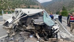 Gümüşhane-Trabzon Yolunda Korkunç Kaza: 1 Kişi Hayatını Kaybetti, 3 Yaralı