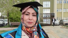 Gurbet’in Okuma Azmi: 48 Yaşında Üniversite Hayalini Gerçekleştirdi
