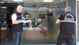 Haraç Çetesi Gündüz Vakti İşyerine Kurşun Yağdırdı