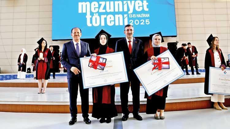 Hasan Kalyoncu Üniversitesi’nde Mezuniyet Coşkusu