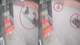 Hatay’da Motosikletten Düşen Sürücüye Motosiklet Çarptı! O Anlar Kamerada