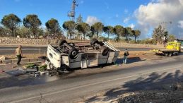 Hatay’da Tarım İşçilerini Taşıyan Servis Midibüsü Devrildi: 25 Yaralı