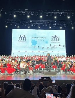 Heyecan Verici An: Cumhurbaşkanlığı Çocuk Orkestrası ve Korosu İstanbullularla Buluştu