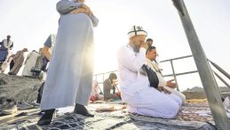 Hira’da Mutluluk Gözyaşları