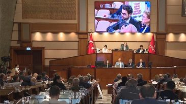 İBB Meclisinde Öğrenci Yurtları Üzerine Protokoller İptal Edildi