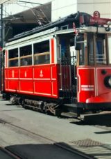 İETT’de Arıza Sorunları Devam Ediyor: Nostaljik Tramvay Yolda Kaldı