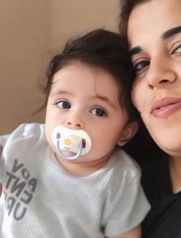 İki Araç Kafa Kafaya Çarpıştı, Anne ile 1,5 Yaşındaki Bebeği Hayatını Kaybetti