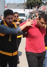 İnşaat Malzemesi Satışı Yapan İş Yerinin Bodrum Katı Kumarhaneye Dönüştürüldü