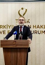 İnsan Hakları Kurumu&rsquo;nda Yeni Anayasa Paneli: 1982 Anayasası Halkın Beklentilerini Karşılamıyor