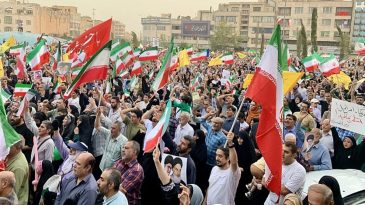 İran'da Ateşkes Sonrası Zafer Kutlaması!