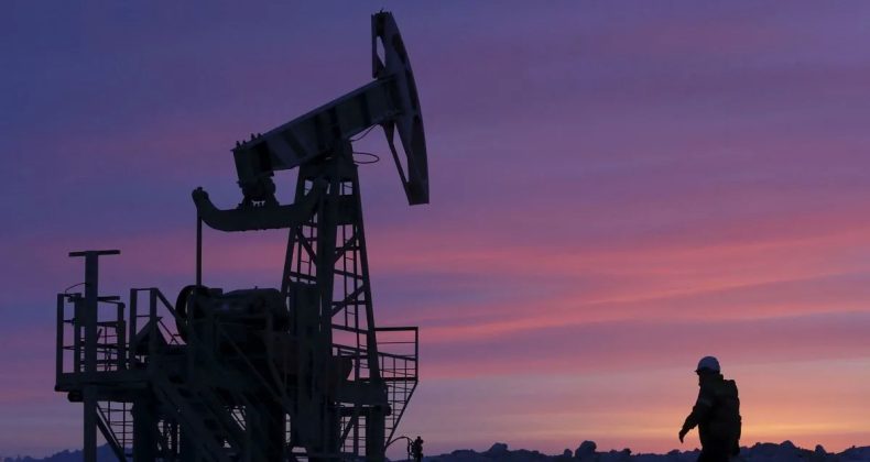 İsrail’in İran’a Saldırısının Ardından Petrol Fiyatları Yüzde 11 Arttı