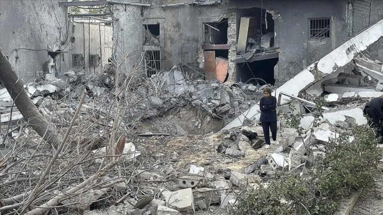 İsrail Ordusu, Nasser Hastanesi Civarı Hava Saldırısı Gerçekleştirdi