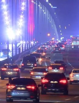 İstanbul’da Otogar ve Köprülerde Bayram Yoğunluğu