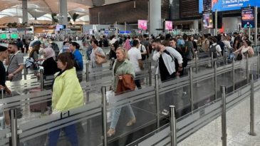 İstanbul’daki Havalimanlarında Kurban Bayramı Yoğunluğu